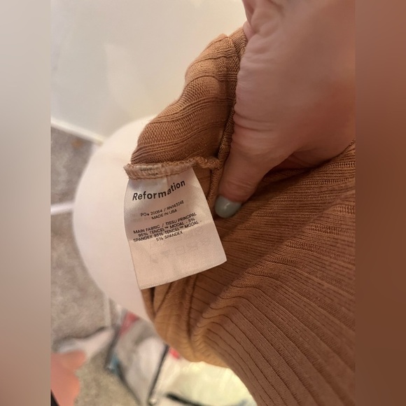 Reformation Jeans Ribbed Cap Sleeve Tee Brown Small - Picture 4 of 5